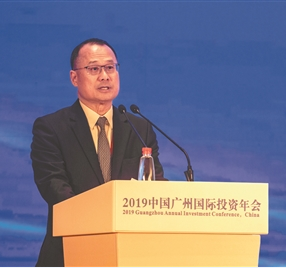 粵港澳大灣區企業家聯盟主席、香港中華總商會會長蔡冠深：要進一步解放思想，大膽改革