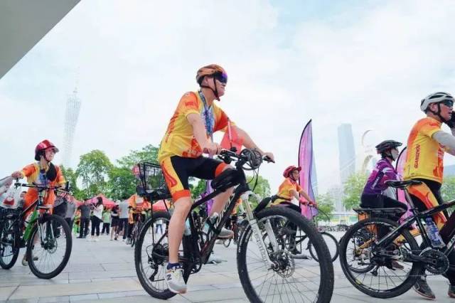 2023广州骑行大会火热启动 海丝非遗亚运行鸣笛发车